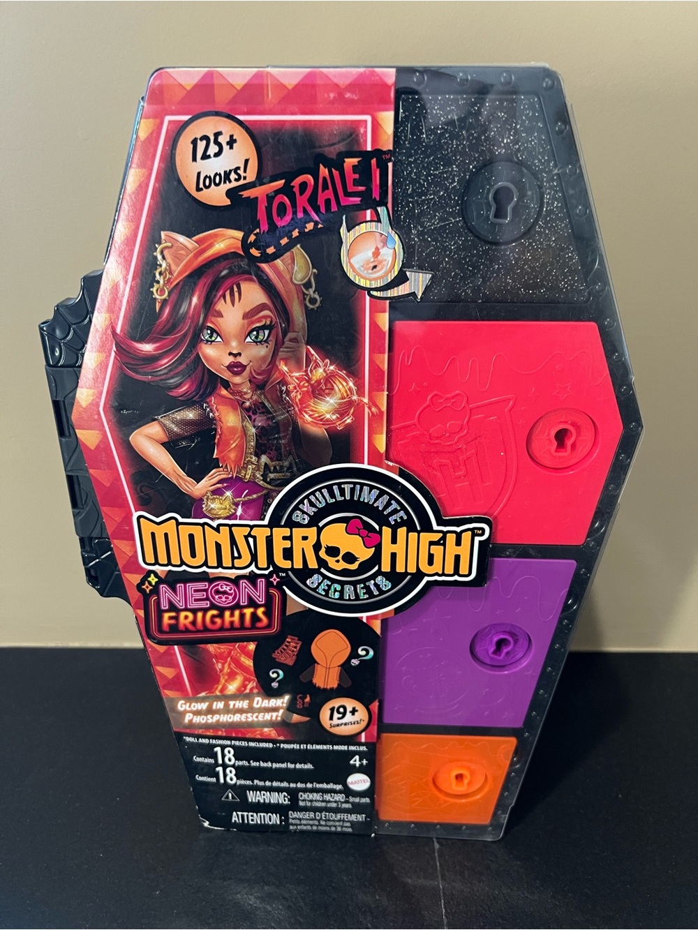 Monster High Skulltimate Secrets: Neon Frights Toralei  doll $45 NIB